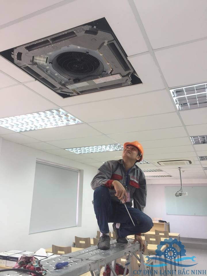 Nên bảo dưỡng điều hòa thường xuyên để đảm bảo tuổi thọ của máy