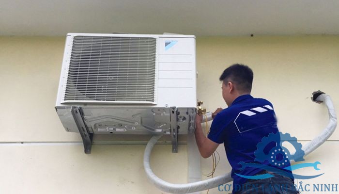 Việc bảo trì định kỳ là rất cần thiết để đảm bảo điều hòa luôn hoạt động tốt