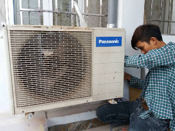 Có nên tự sửa điều hòa tại nhà hay không và những điều cần biết Có nên tự sửa điều hòa tại nhà hay không và những điều cần biết